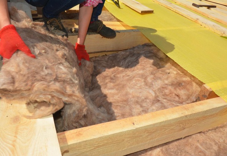 Isolation des combles à Besançon : guide complet pour réussir vos travaux